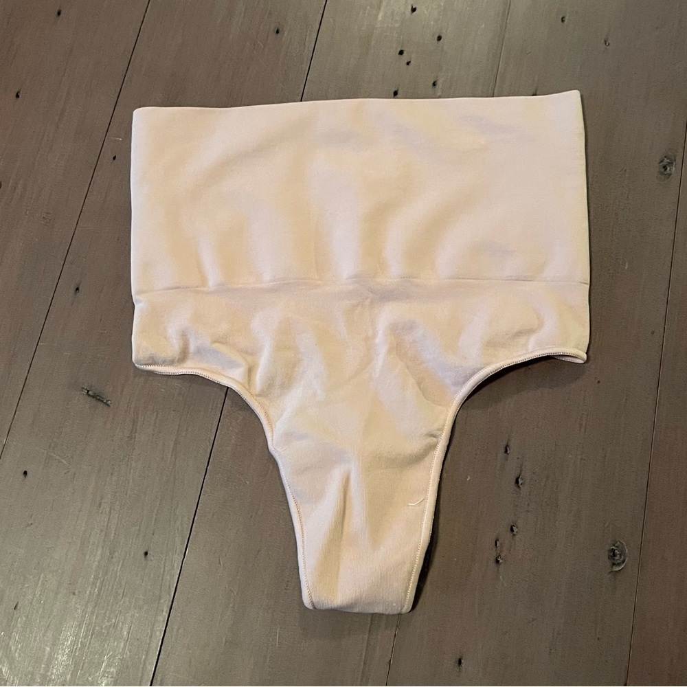 High-Waisted SKIMS Cream Thong Shapewear​​